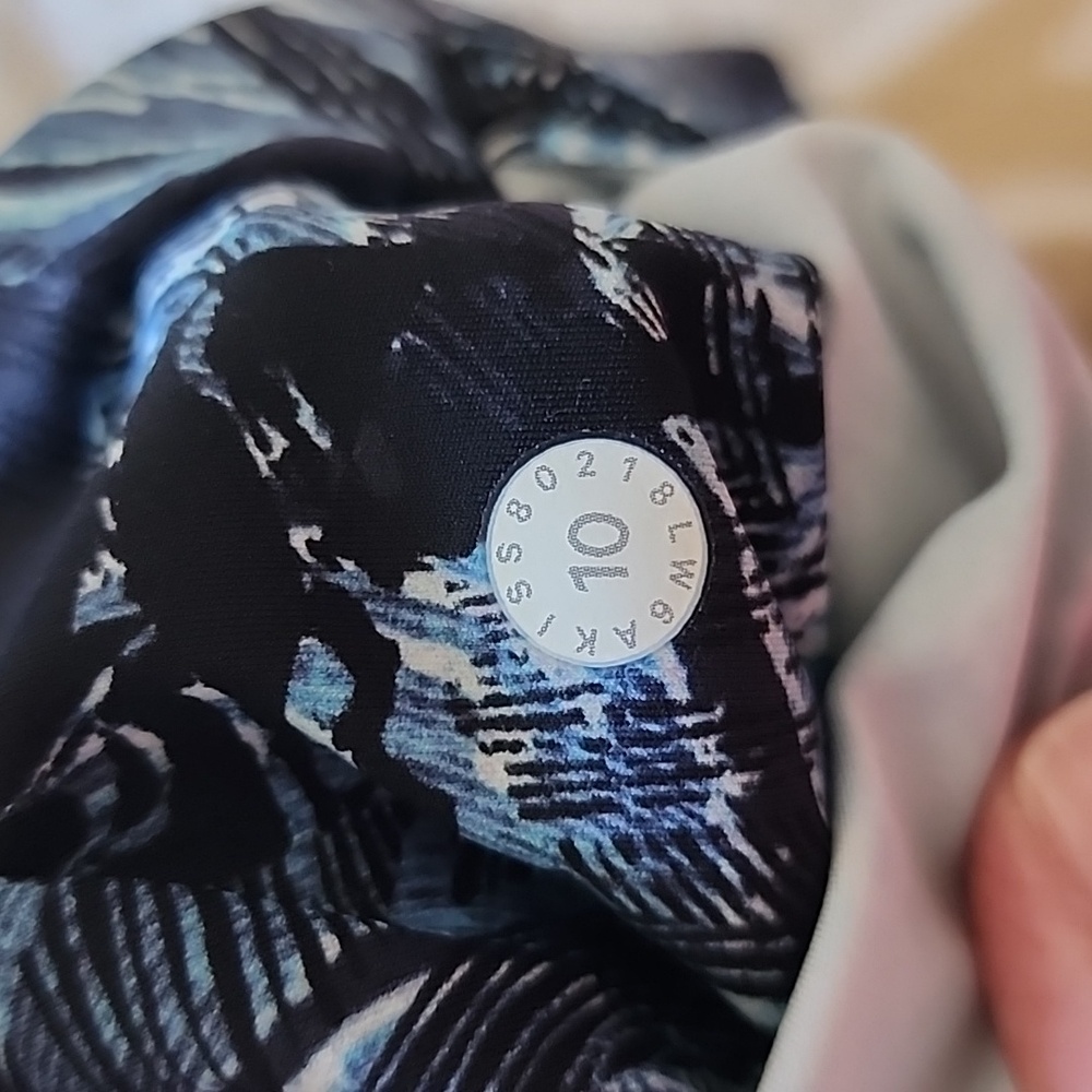Lululemon Fast and Free Crop *Nulux 19" in Eternal Wave Starlight Black EUC - Picture 5 of 5